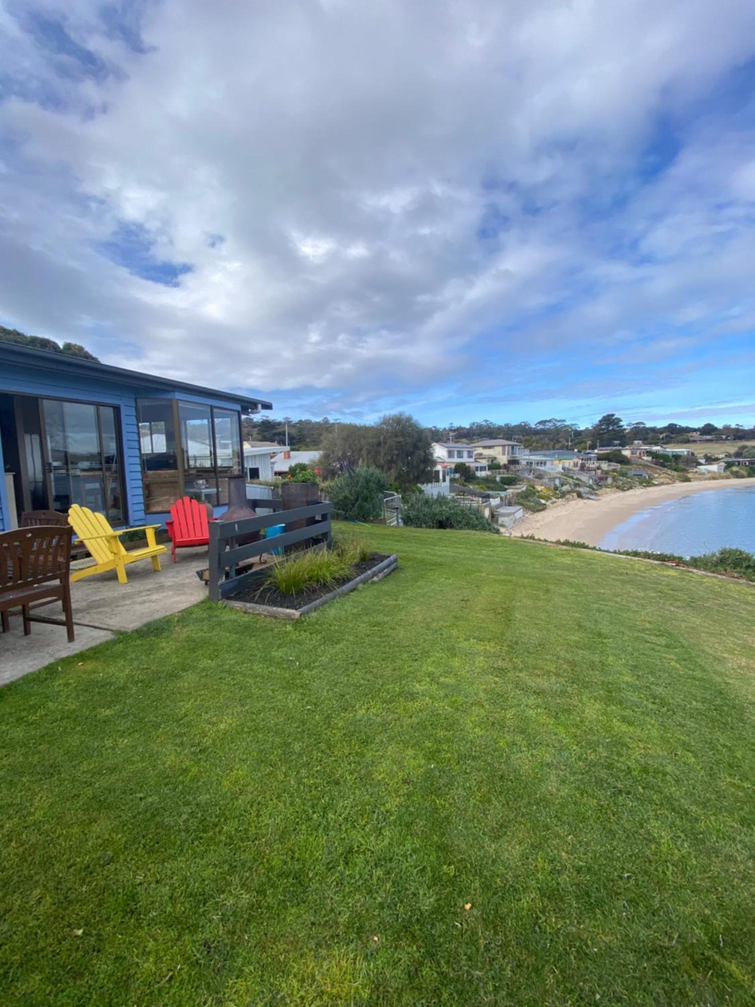 Beach Buoy Opossum Bay South Arm Extérieur photo
