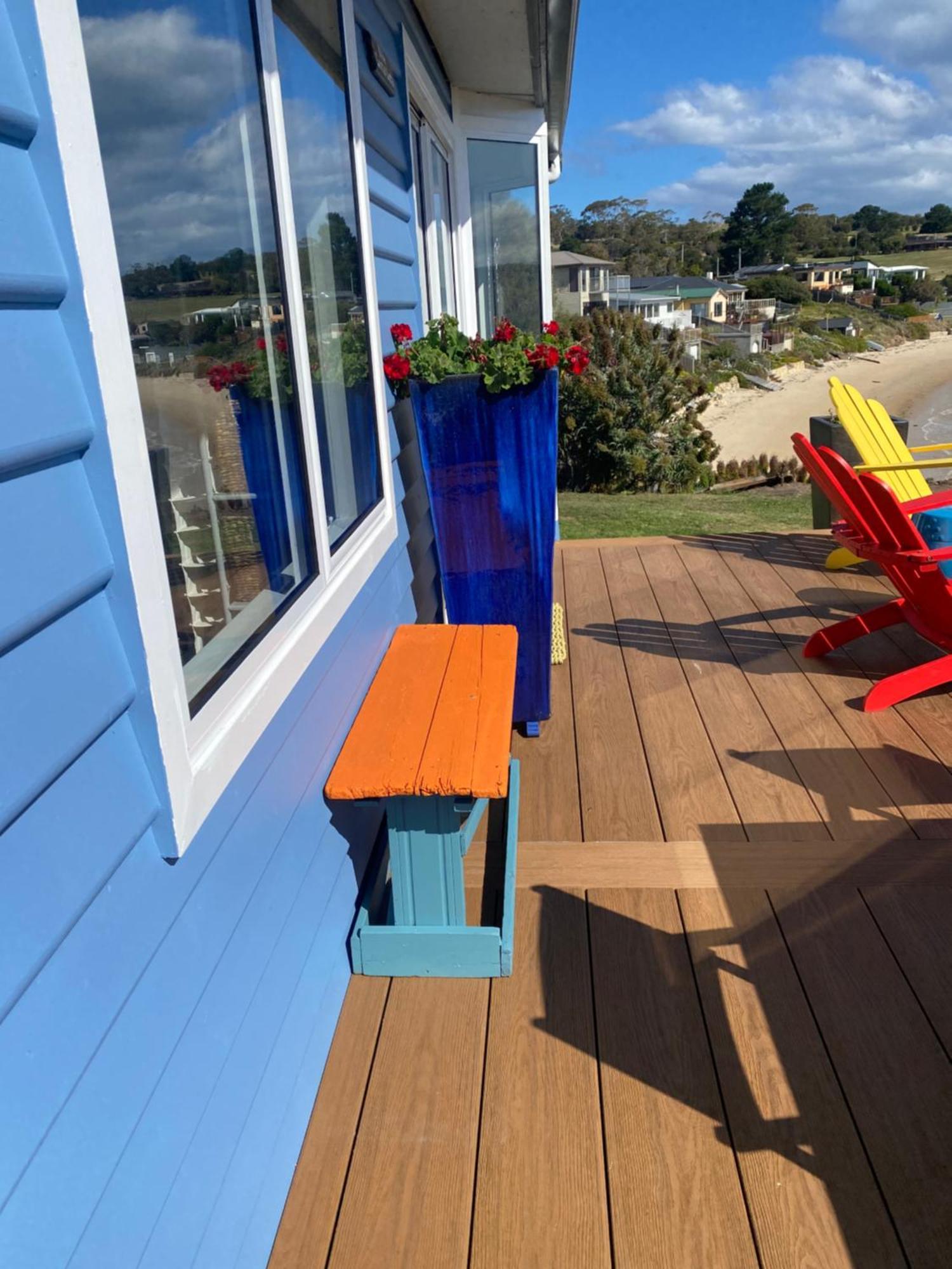 Beach Buoy Opossum Bay South Arm Extérieur photo