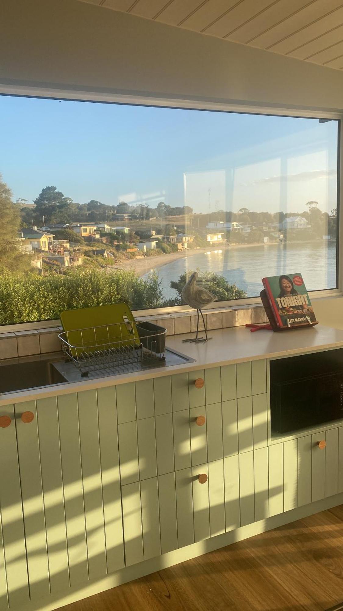 Beach Buoy Opossum Bay South Arm Extérieur photo